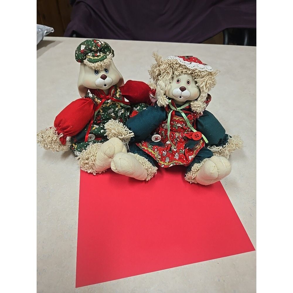HOUSE OF LLOYD Bunny Rabbits Hip & Hop Dolls Christmas Around the World Set Of 2